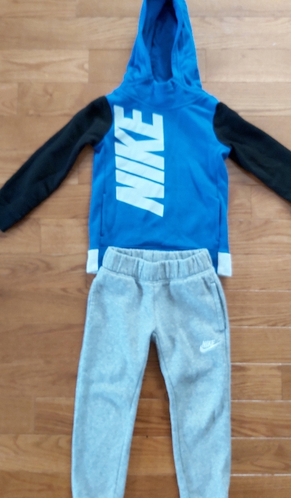 Super cute Nike toddler boys matching set - Picture 1 of 3